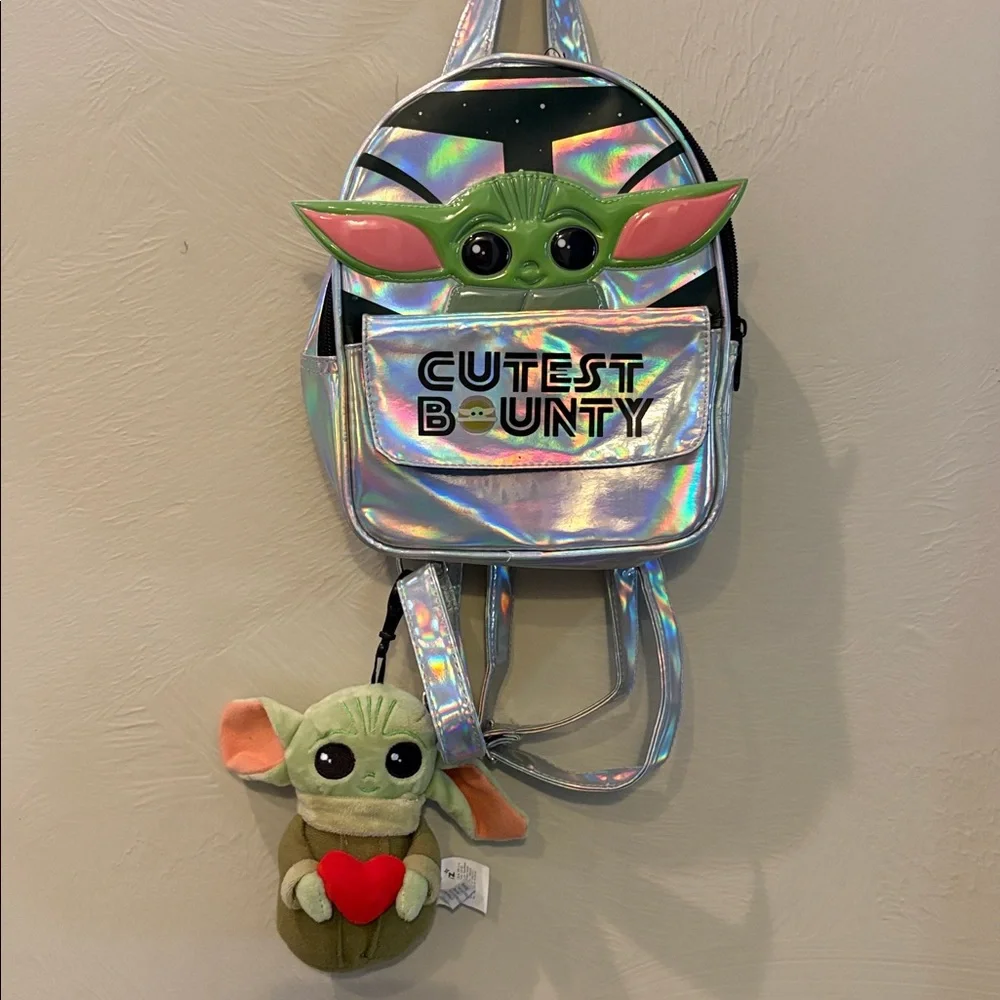Disney Star Wars Mandalorian Baby Yoda holographic‎ mini Backpack with bag charm